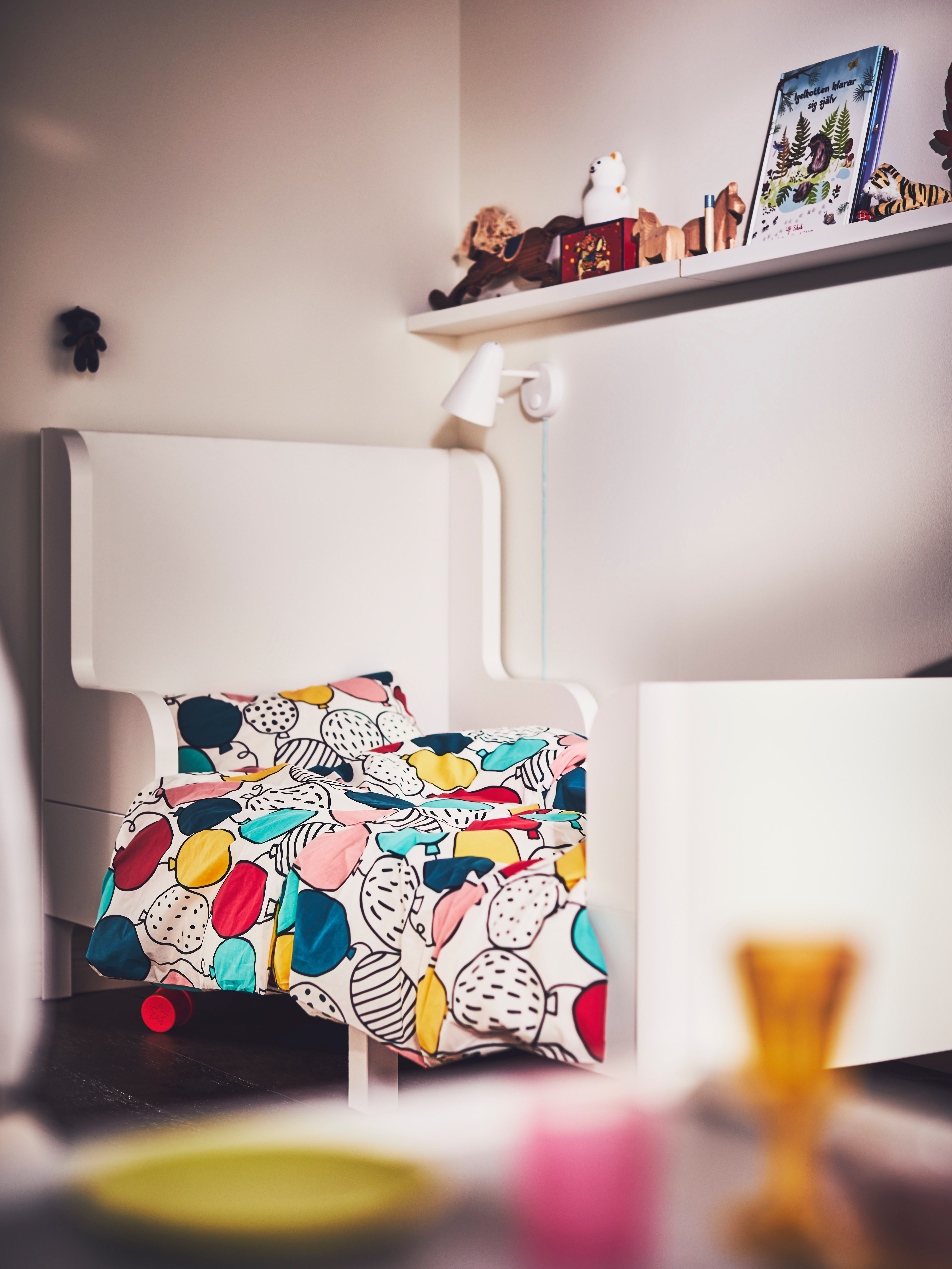 BUSUNGE extendable bed white - IKEA