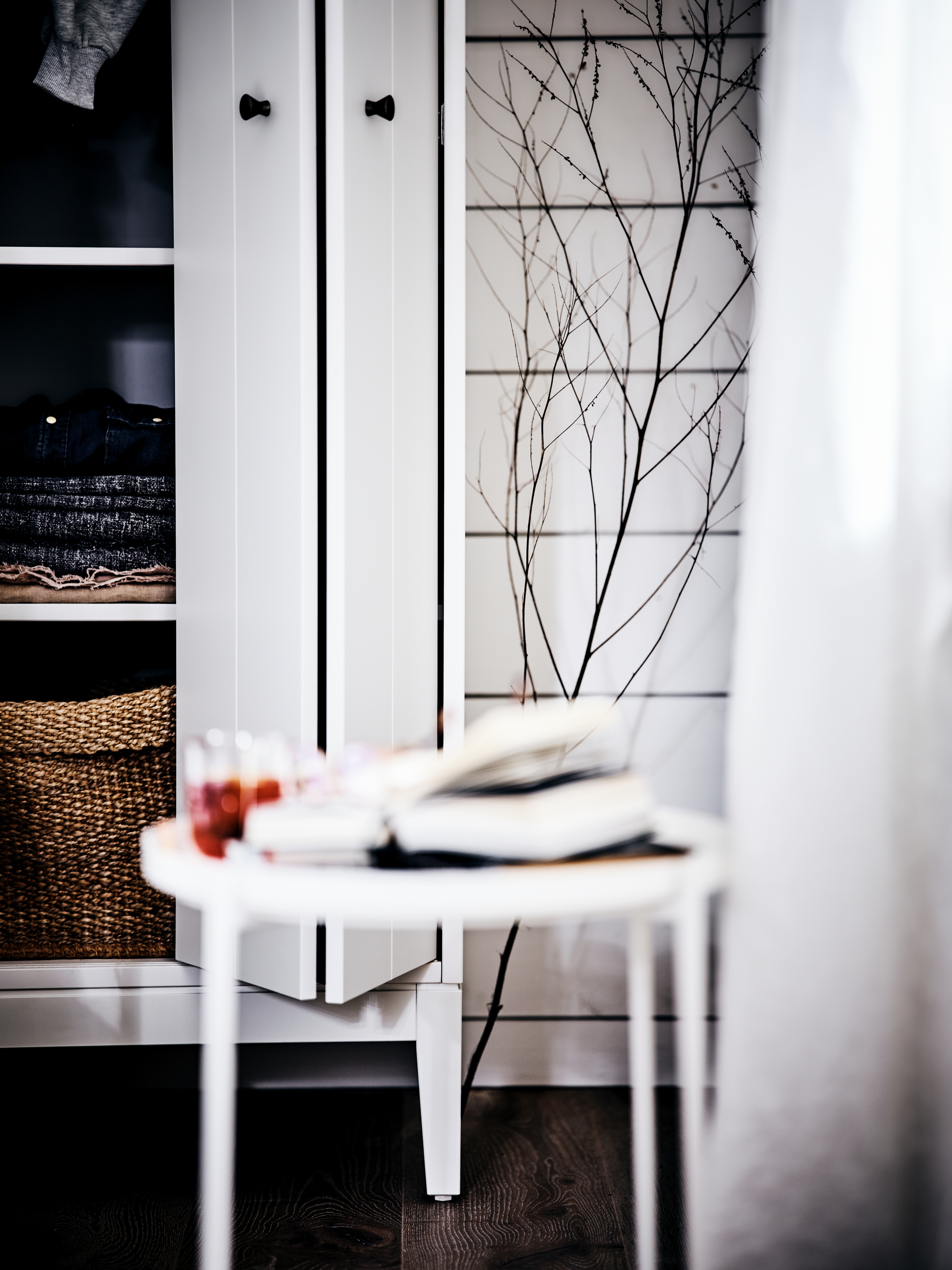 ins-image