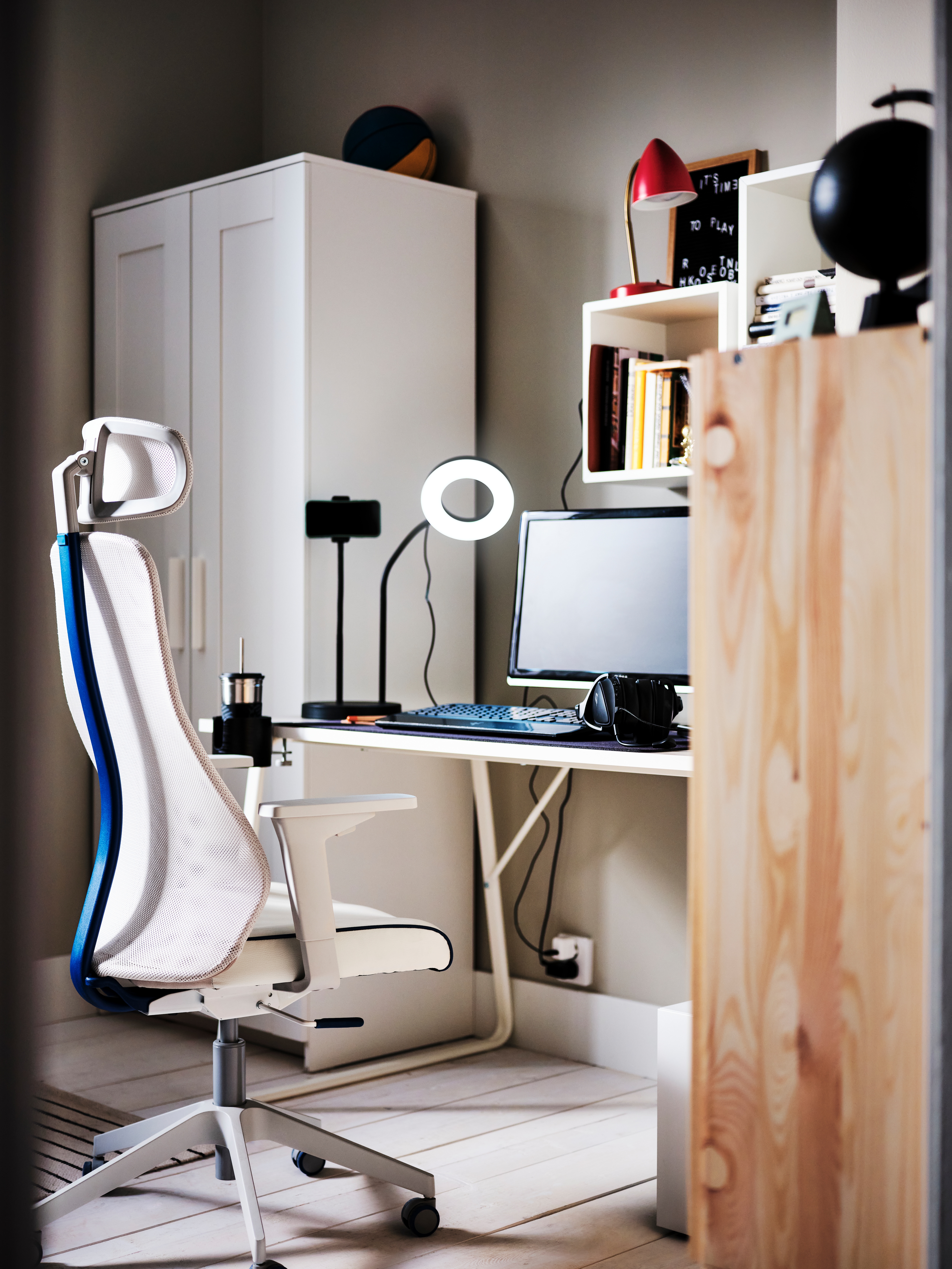 ins-image