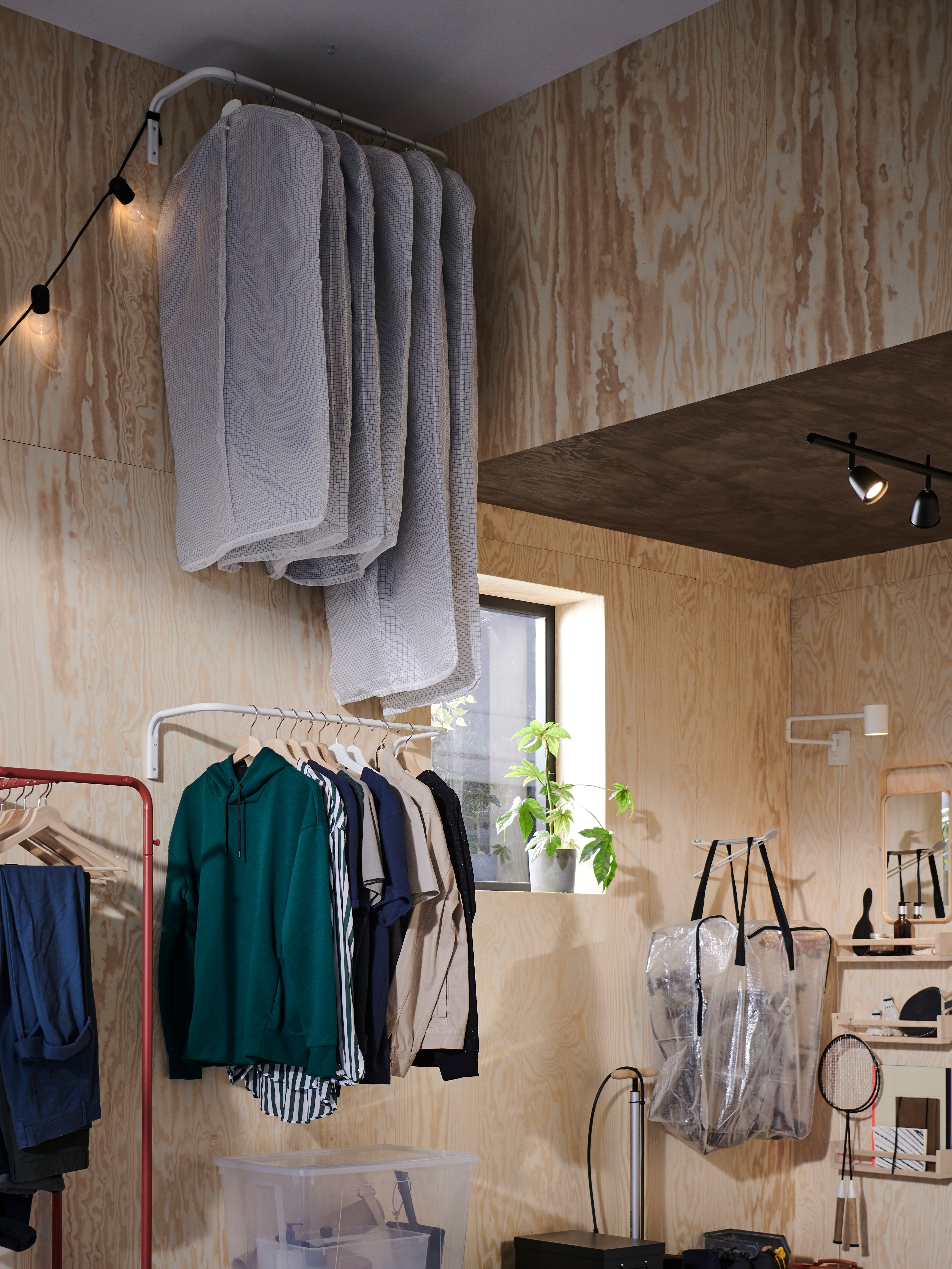ins-image